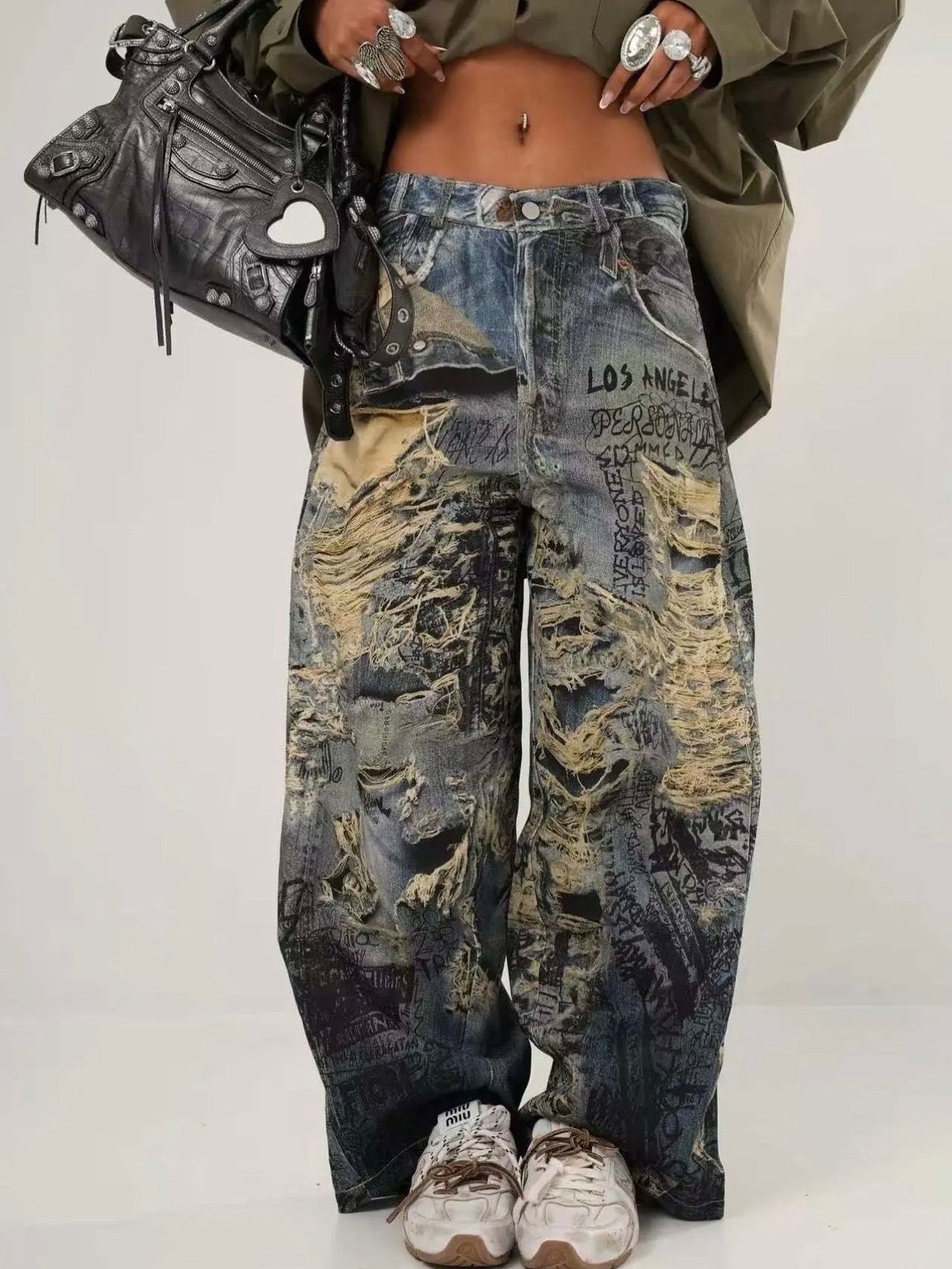 Cargo Urban Graffiti